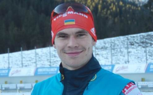 Денис Насико